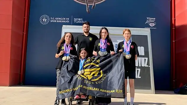 Engelli sporculardan tarihi başarı