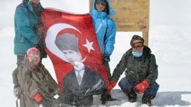 ENGELLİLER, FESTİVAL İÇİN ERCİYES'TE BULUŞTU