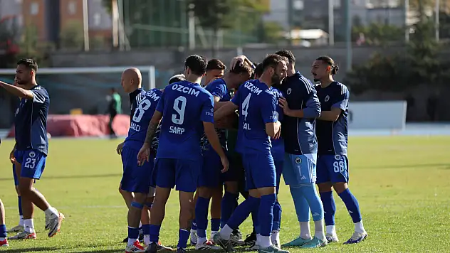 Erciyes 38 FK 12 puanla 3. sırada!