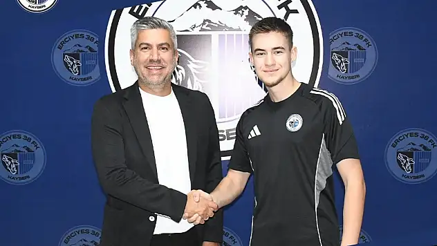 Erciyes 38 FK bir oyuncu daha transfer etti