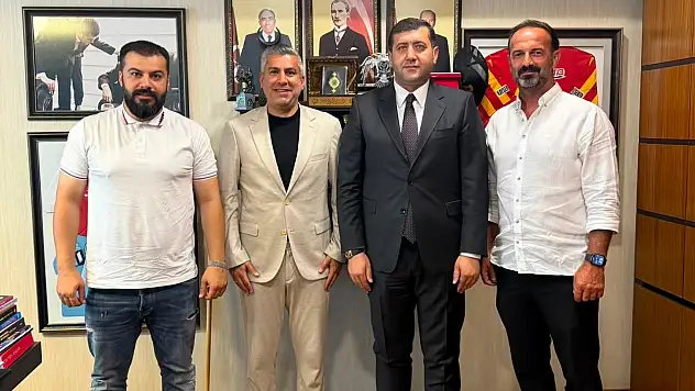 Erciyes 38 FK'dan Baki Ersoy'a ziyaret