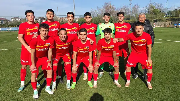 Erciyes 38 FK, Kayserispor'dan bir oyuncu daha transfer etti