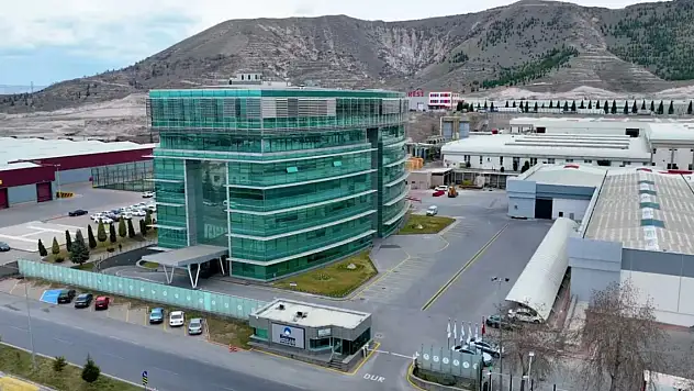 Erciyes Anadolu Holding Yönetim Kurulu Başkanı Öksüzömer annesini kaybetti