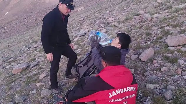 Erciyes Dağı'nda mahsur kaldı, JAK ve AFAD seferber oldu
