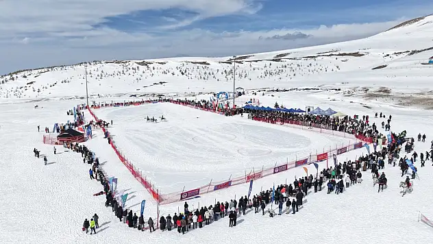 Erciyes'e akın ettiler! 5 bin kişi buluştu