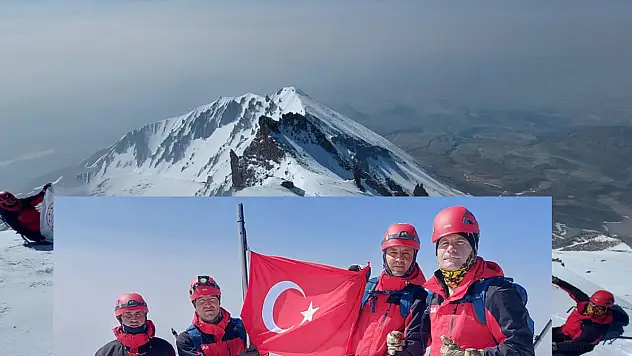Erciyes'in zirvesine çıkıp, bakın ne pankartı açtılar