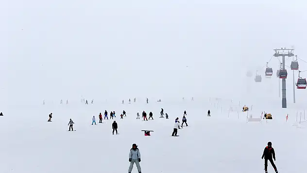 Erciyes Kayak Merkezi bayramda ziyaretçilerini bekliyor