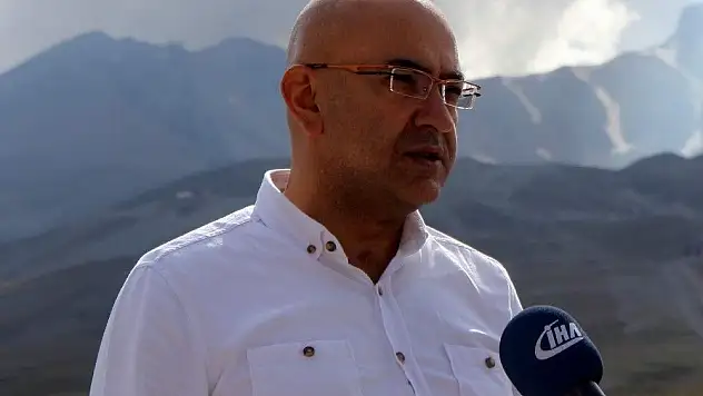 Erciyes, kışın olduğu gibi yazın da binlerce vatandaşa ev sahipliği yapıyor
