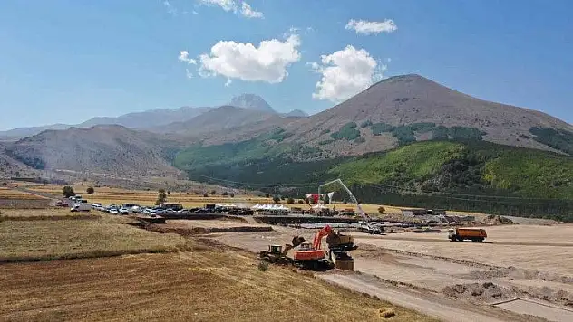 Erciyes'te 4 yeni otel daha hizmete açıldı