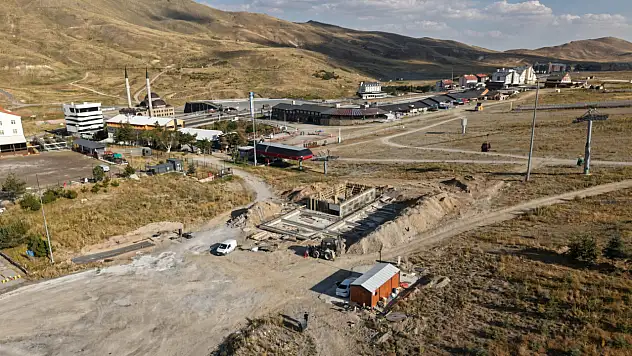 Erciyes'te dev ray yerine oturdu: Dağ kızağı için tarih verildi