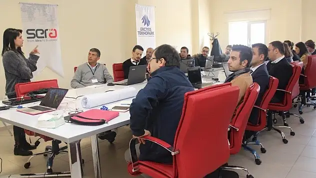 Erciyes Teknopark'ta Erasmus fonları eğitimi düzenlendi
