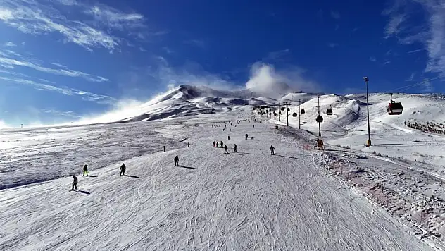 Erciyes'ten sert düşüş! İki sıra birden geriledi