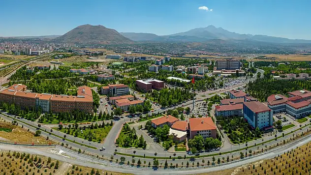 Erciyes Üniversitesi'nde dikkat çeken görevlendirme