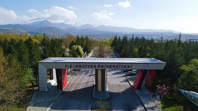 Erciyes Üniversitesi öğrencileri dikkat: Yönetmelik değişti