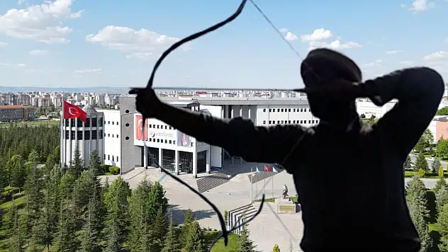 Erciyes Üniversitesi okçu arıyor!