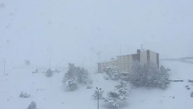 Erciyes yolu kapandı