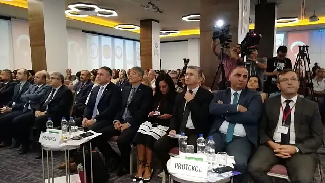 Erdoğan Çolak: 'Sağlık ve ilaç alanında çok hızlı ve radikal dönüşümler var