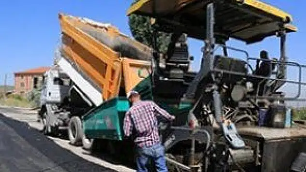 ERENKÖY MAHALLESİ'NDE GÜRLE CADDESİ HAYIRLI OLSUN!