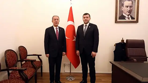 Ersoy'dan, Bakan'a: Kayseri olarak savunma sanayisi yatırımlarına talibiz!