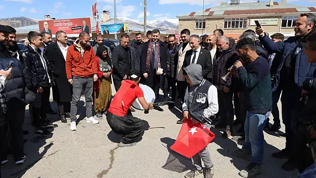 Ersoy, Sarız konvoyuna katıldı