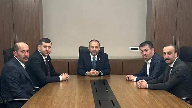 Ersoy ve Metin'den dikkat çeken ziyaret
