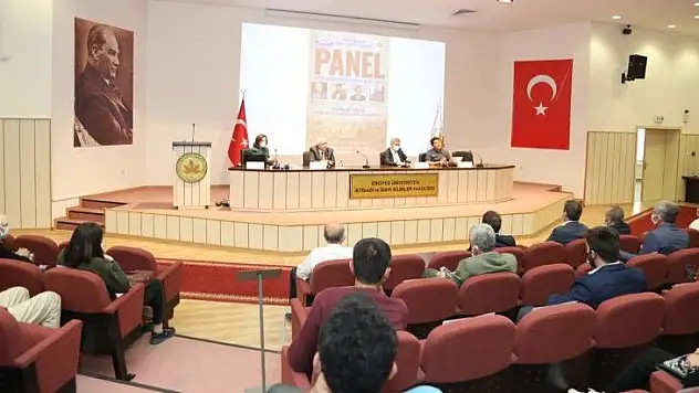 ERÜ'de 'Bir İnsanlık Kurumu: Ahilik ve Ahi Evran' Paneli Düzenlendi