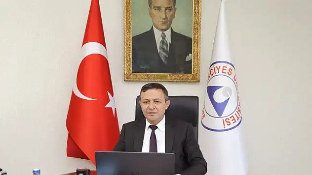 ERÜ'de 'Kariyer Günleri' Etkinliği Düzenlendi