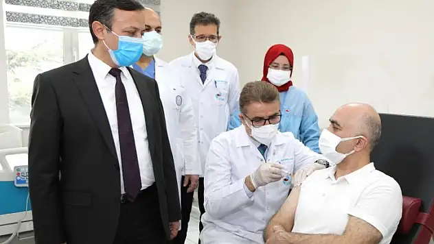 ERÜ'de 'Turkovac' gururu! Rektör: Boş durmuyoruz!