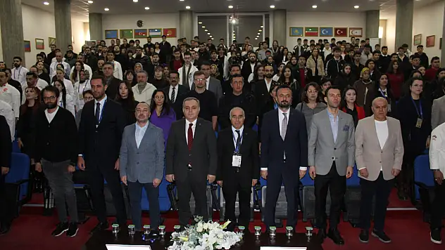 ERÜ'de 40 yıllık hatıra bırakacak etkinlik