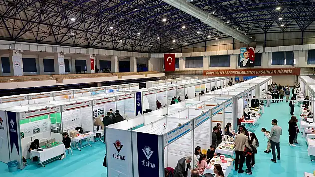 ERÜ'de bilim rüzgarı: 20. TÜBİTAK Bölge Sergisi açıldı