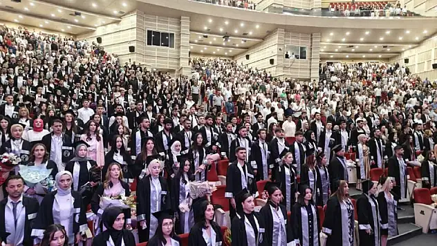 'Kayseri'nin eline su dökecek memleket yok'