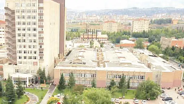 ERÜ'de 19 personel daha açığa alındı