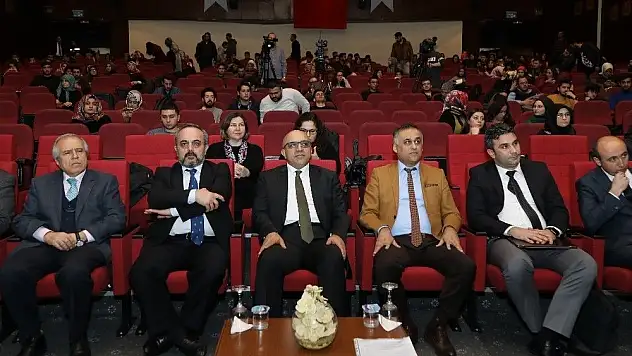 ERÜ'de 'Tanzimat'tan Cumhuriyet'e Türk Aydın Profili' Anlatıldı