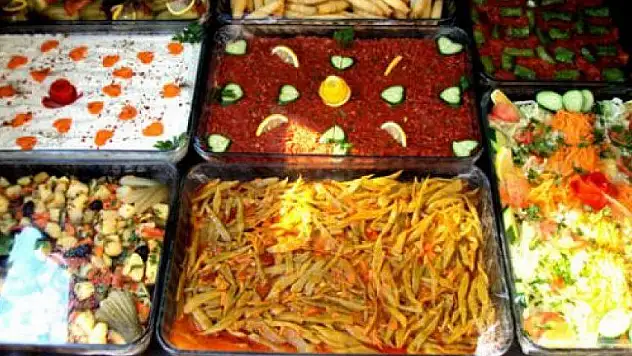 ERÜ'de yemek ihalesi 18 Ekim 2016'da yapılacak