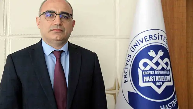 ERÜ Depremzedelerin Yaralarını Sarıyor