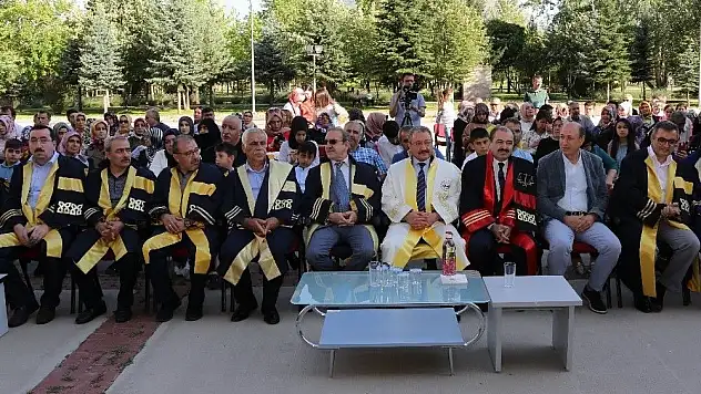 ERÜ Fen Fakültesinden 71 öğrenci mezun oldu