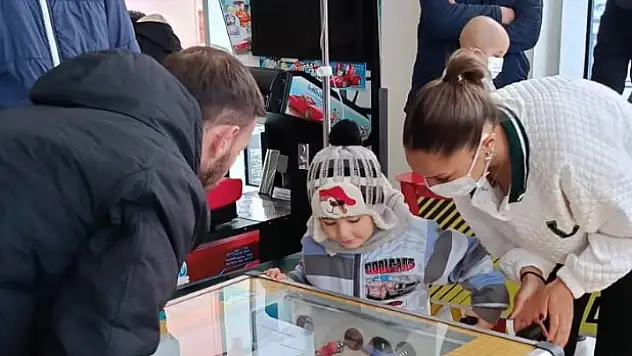 ERÜ'lü öğrenciler minik kalplerle buluştu