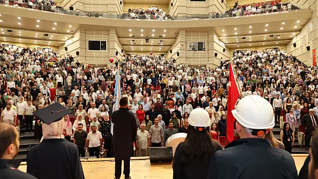 ERÜ Mühendislik Fakültesi'nde 50. yıl gururu