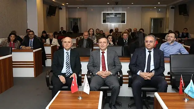 ERÜ Rektörü Çalış, Uluslararası Öğretim Üyeleri İle Bir Araya Geldi
