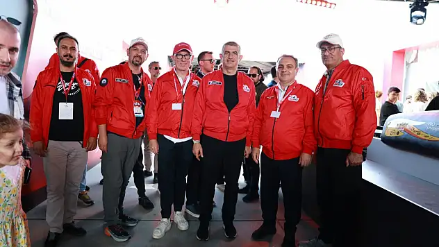 ERÜ Rektörü İstanbul'da! Bakın kimlerle bir araya geldi?