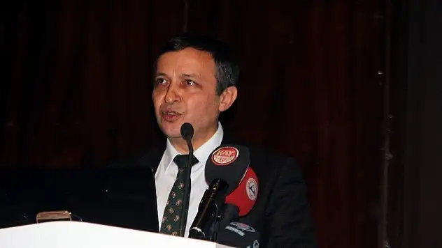 ERÜ Rektörü Prof. Dr. Çalış: 'Türk kadını seçme ve seçilme hakkını birçok Avrupa ülkelerinden daha önce elde etti'
