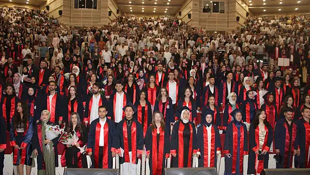 ERÜ Sağlık Hizmetleri Meslek Yüksekokulunda kepler atıldı
