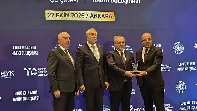 Erciyes Üniversitesi Türkiye'de ilk 20'ye girdi!