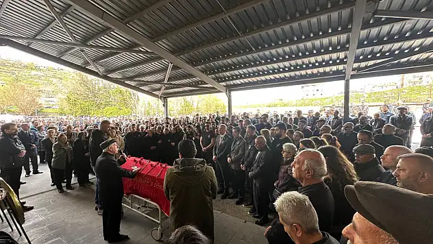 Eski Başkan Kayseri'de son yolculuğuna uğurlandı