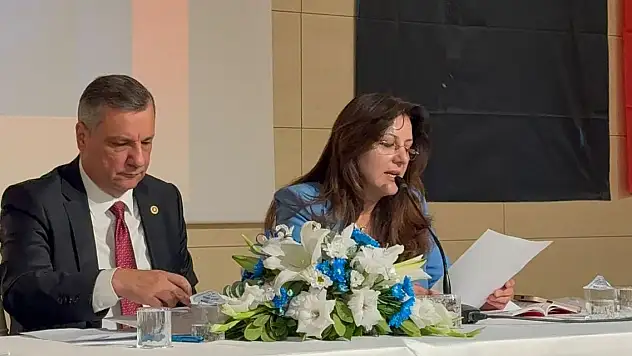 Eski Başkandan sosyal medyada kapışan partililerine birlik çağrısı!