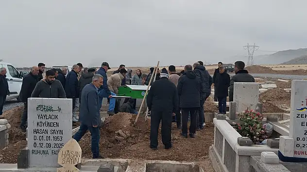 Eski eşi tarafından öldürülen genç anne toprağa verildi