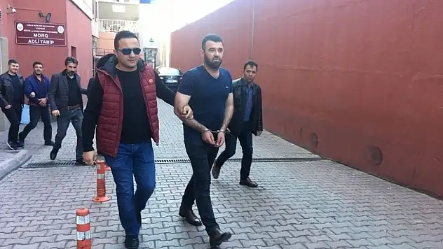 Cinayet zanlısı bakın kim çıktı!