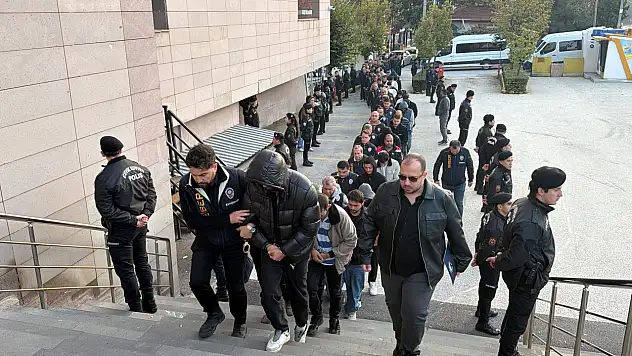 Eskişehir merkezli dev bahis operasyonu Kayseri'ye sıçradı!