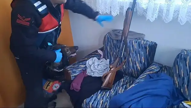 Yozgat'ta bir evden neler çıktı neler?