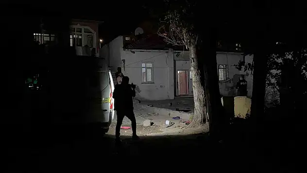 Kayseri'de 12 yaşındaki çocuğa evinde bıçaklı saldırı!